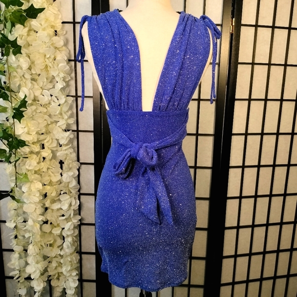 B Darlin Shimmer Deep V Neck Mini Dress Blue Size Small - Picture 3 of 9
